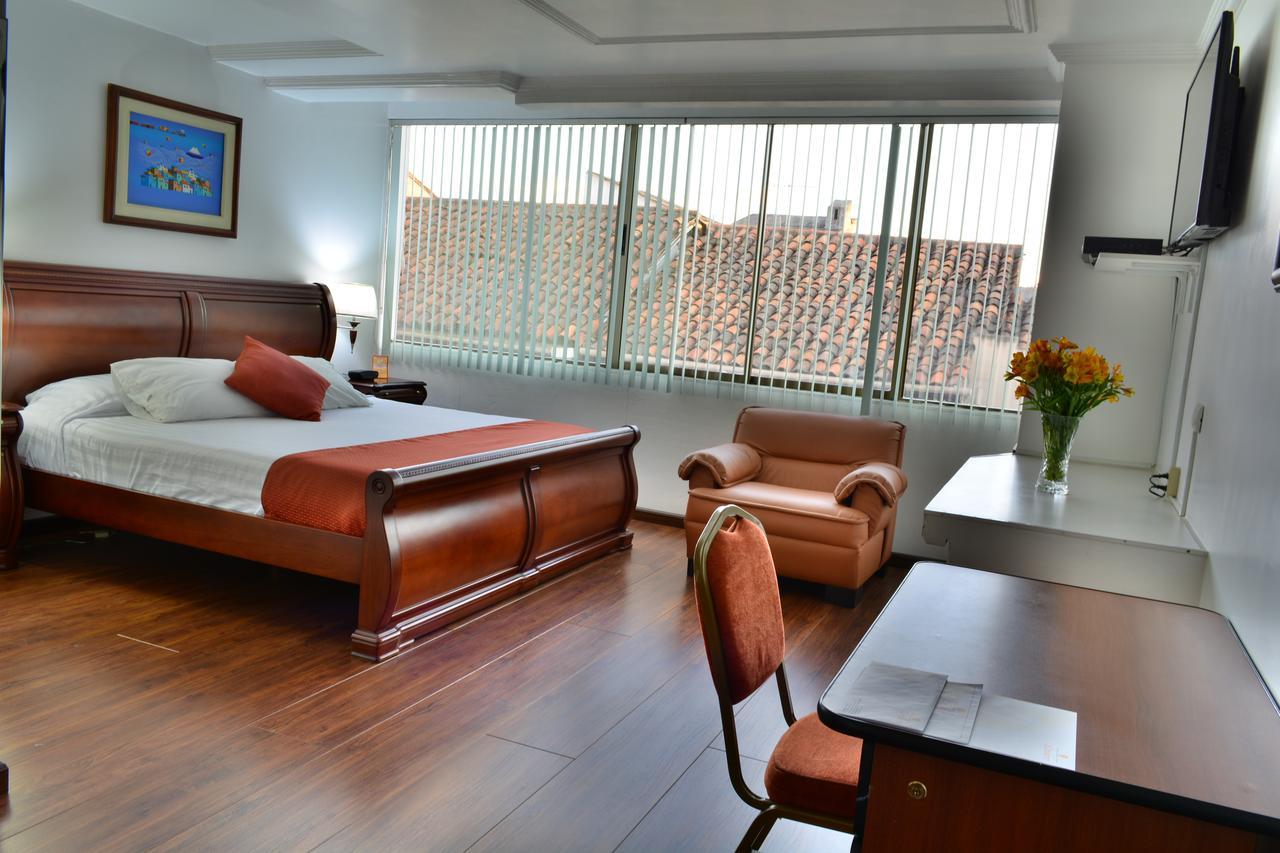 Hotel Cordero Κουένκα Εξωτερικό φωτογραφία