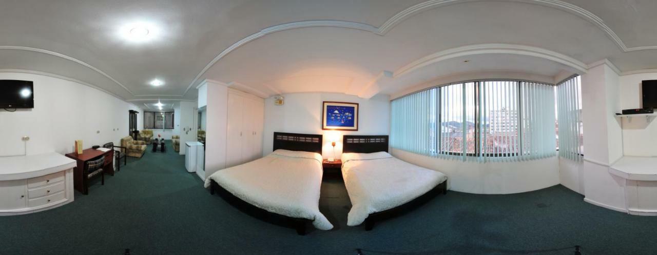 Hotel Cordero Κουένκα Εξωτερικό φωτογραφία
